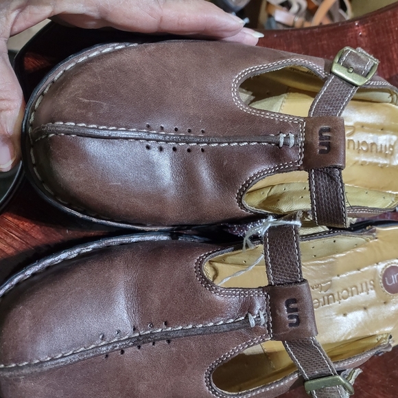 (SH137) Un Structured by Clarke, M, Clogs, flats, size 8M. - Picture 8 of 8